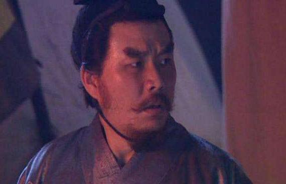 三国演义中文丑为了给颜良报仇,死在关羽刀下,正史记载死于乱战|文丑