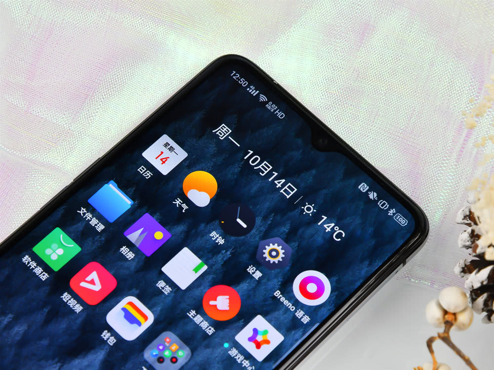 但遗憾的是,realme品牌的手机产品性价比一直都很高