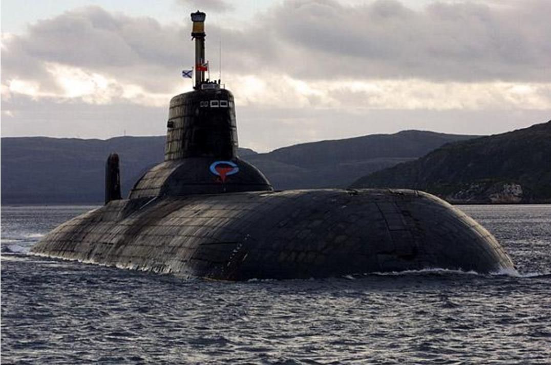 台风级核潜艇变身武库舰200枚巡航导弹打击力堪比航母战斗群