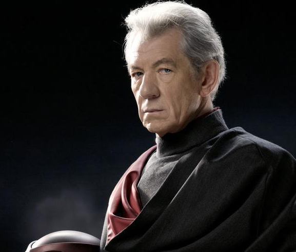 乌木喉和万磁王都能通过意念来控制物体他们之间谁更强些