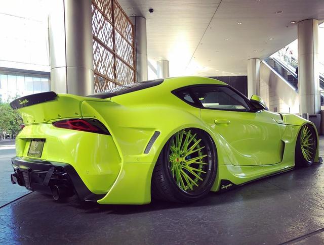 丰田supra,这绿色外观也是超级帅气
