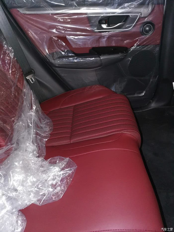 红色座椅很运动或广州车展上市,到店实拍本田皓影细节