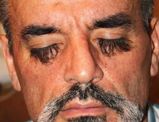 吉尼斯之最:大叔睫毛最长创纪录,最后一项有点无聊