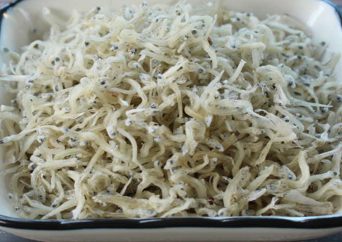 野生丁香鱼,新鲜酥香,营养丰富,这样做更好吃