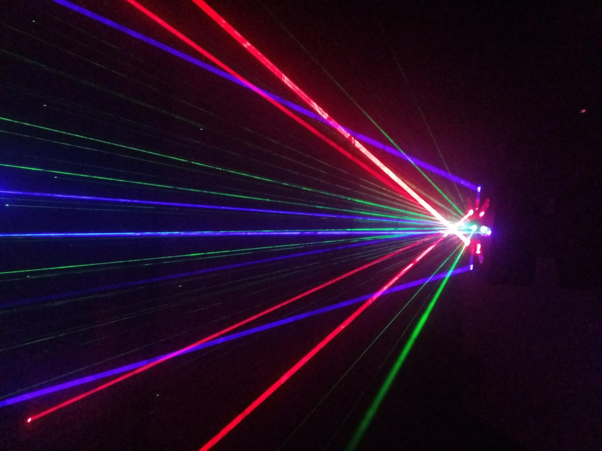 中俄将合制超大功率激光威力是全球电网1万倍印度人请带上我