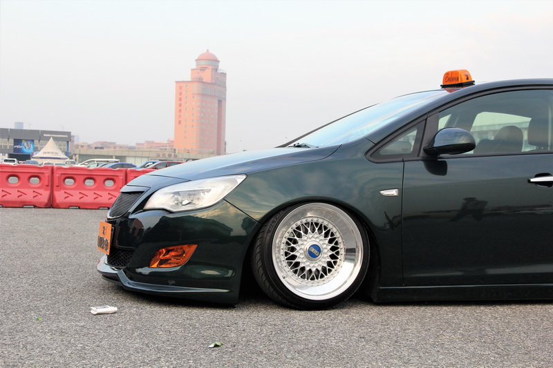 改装小众车的都是英雄 英朗xt改装后也有范儿