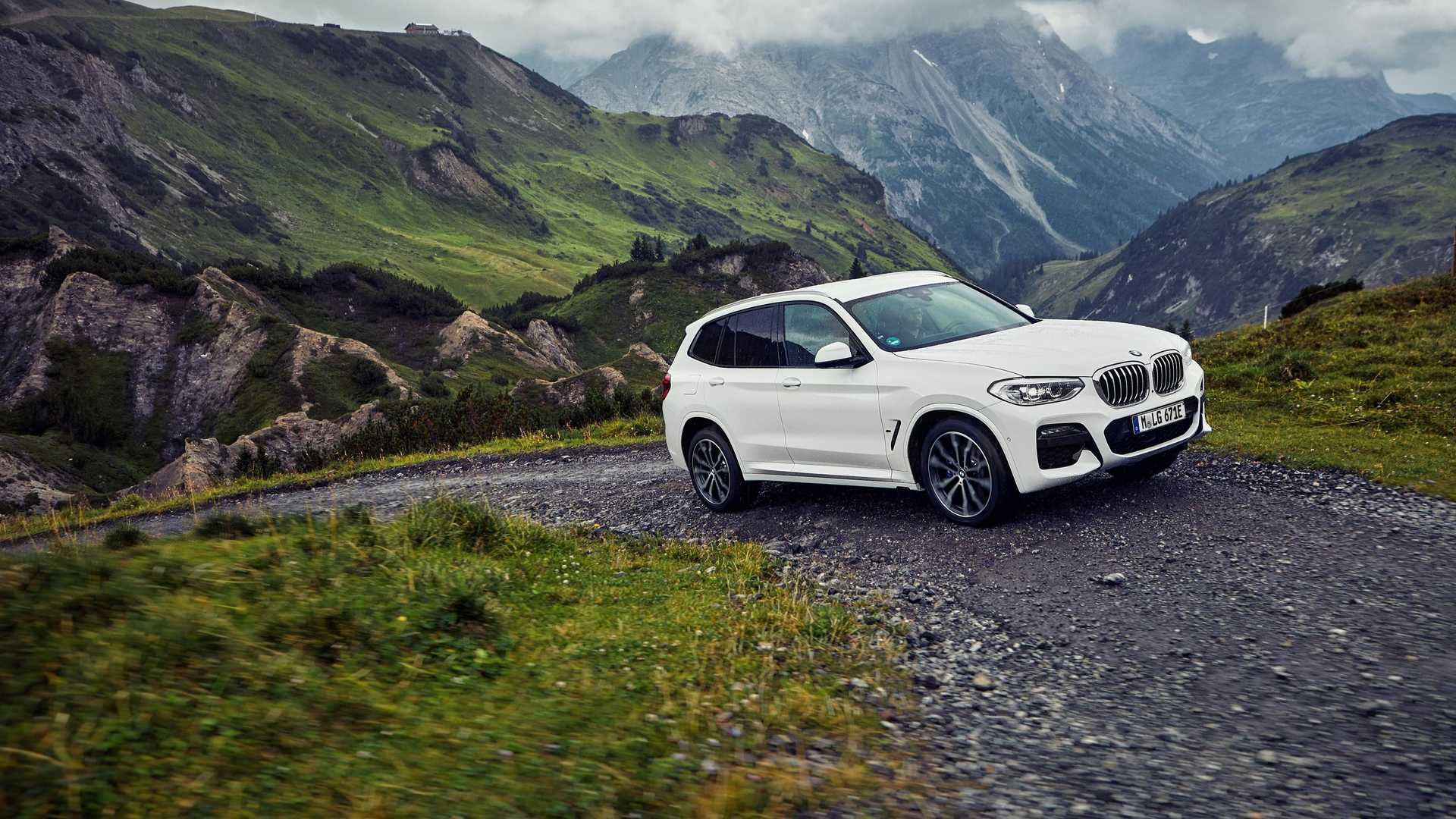 汽车看点 自媒体 正文日前,我们从官方获取到了全新宝马插混版车型官