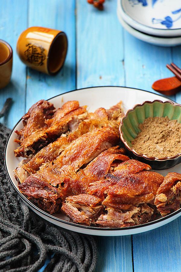 用最传统的烹饪方法做香酥鸭,酥而不油,满口香