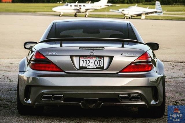 改装"宽体套件""引以为豪"的2005款奔驰sl500!