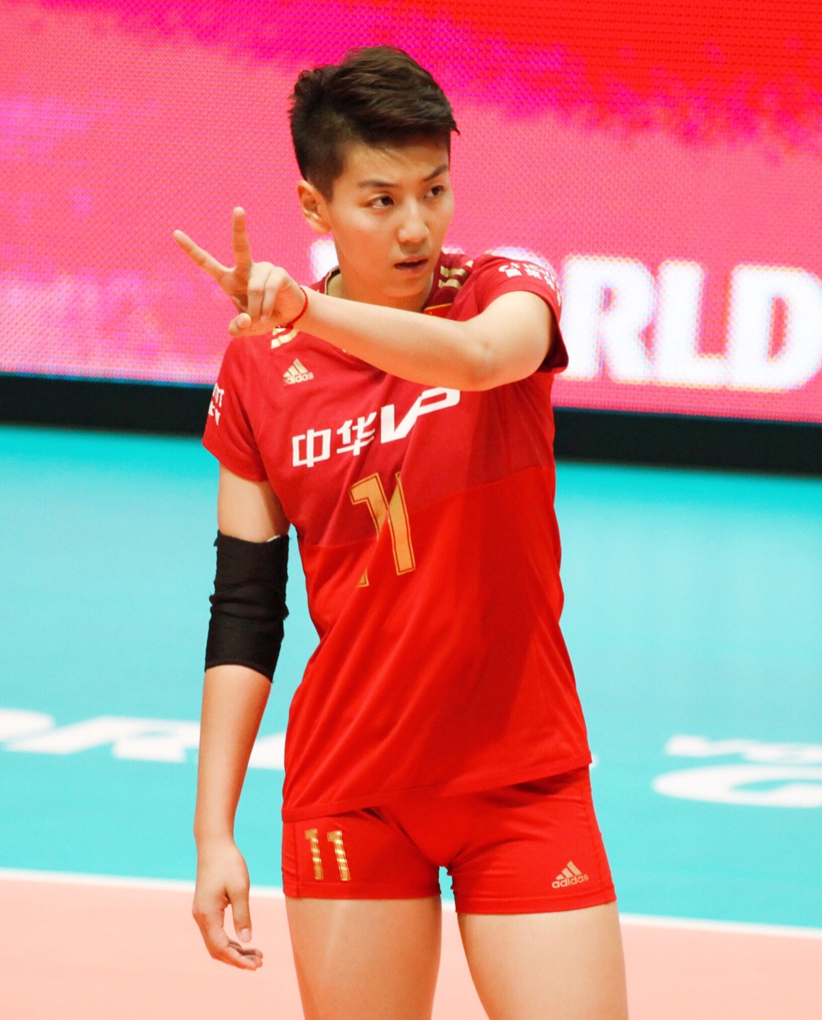 中国女排最帅队员大爆发,高居拦网榜榜首,冲击奥运|张晓雅|中国女排