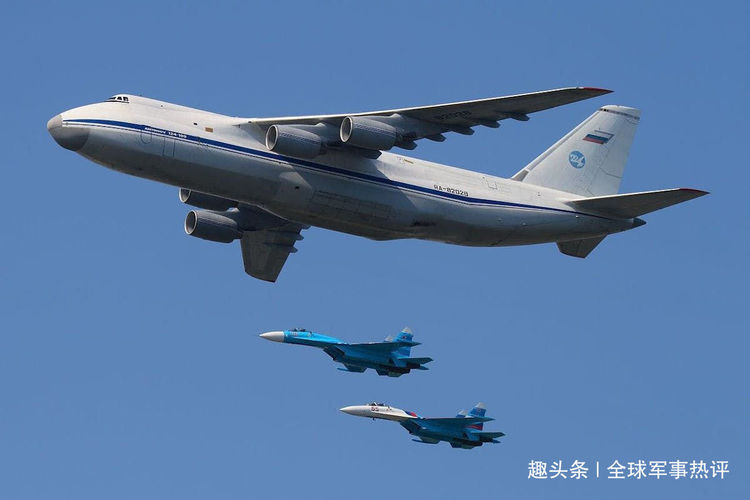 全球头号运输机亮相,载重堪比3架运20,美:只有一国有钱引进|运输机