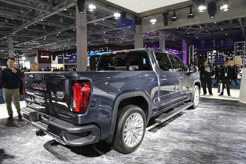 2019进博会：全新GMC SIERRA Denali首发