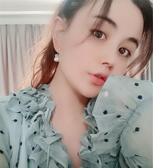 还记得《流星雨》的花痴"徐丽丽"?当时都嫌她丑,如今却追成狗