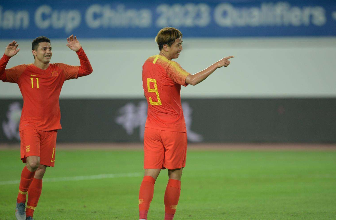 他是里皮的爱将,但能力一直被球迷质疑,再次入选国足,他是谁?