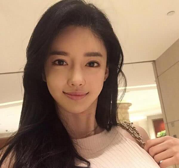 在中国火了大半年之后网红模特潘南奎终于要回韩国了