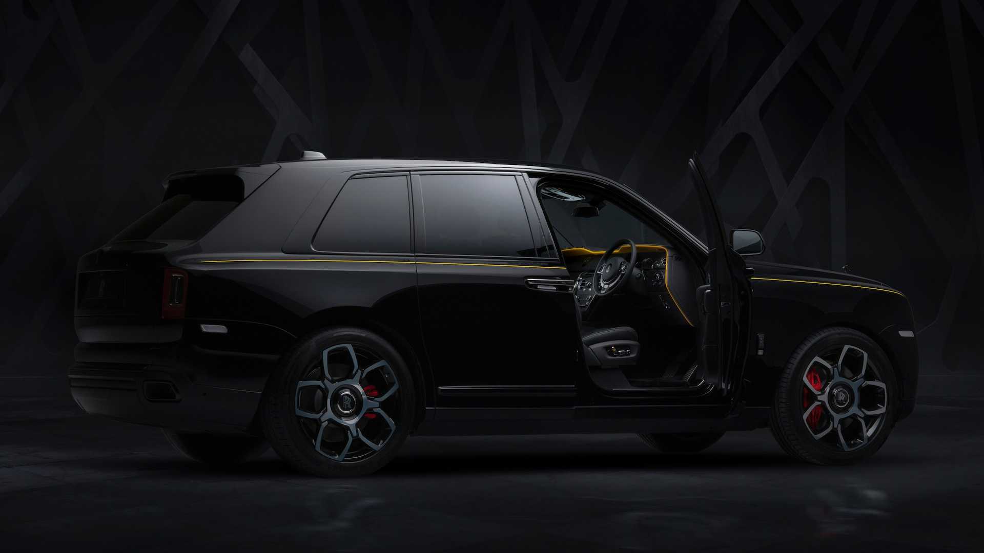 劳斯莱斯库里南black badge发布