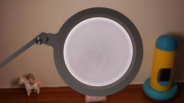 打造光线舒适的学习环境,达伦立体光源护眼台灯!