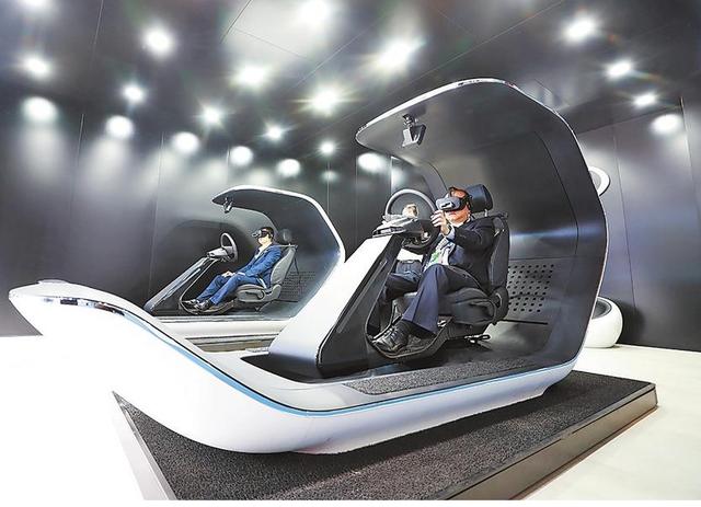 进博会上看5g远程操控汽车,以后还要考驾照吗?-新浪汽车