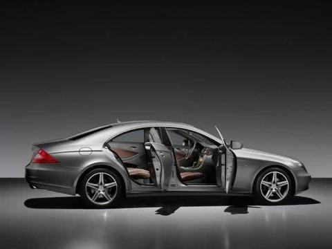 奔驰的死鸟,奥迪的壁虎,宝马的三色带究竟是