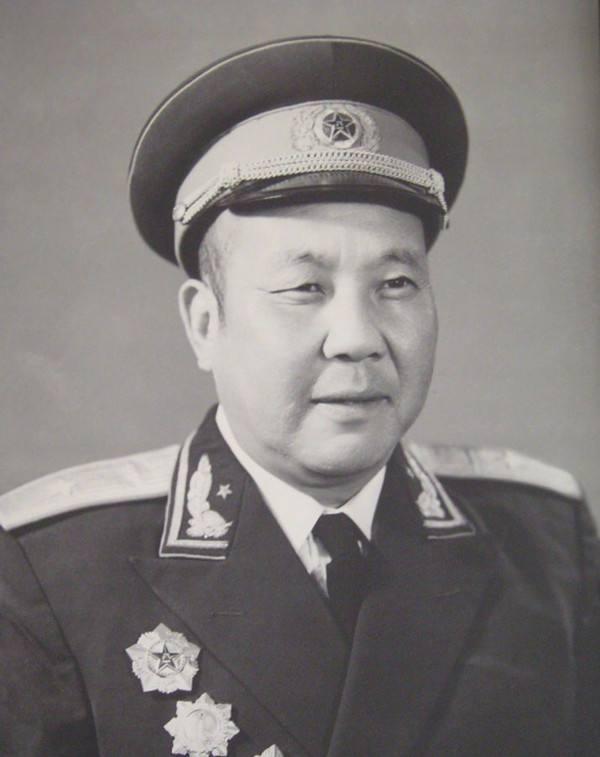 红军强渡乌江和大渡河,飞夺泸定桥,都离不开这位原国民党军官