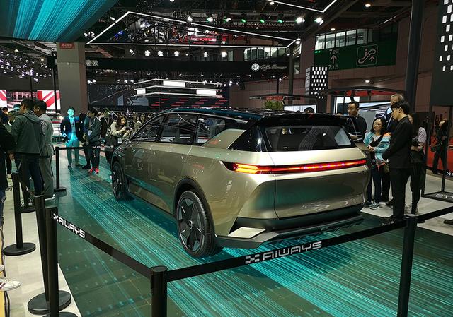 爱驰U7量产版将在2021年上市，定位中型纯电动SUV