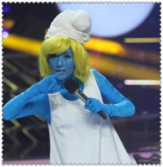 谢娜真人cos秀,蓝精灵还原,蛇精复制,看到最后:真人出镜?