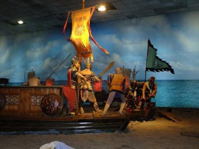 鄱阳湖大战,占据绝对兵力优势的陈友谅,为何会败给朱元璋?