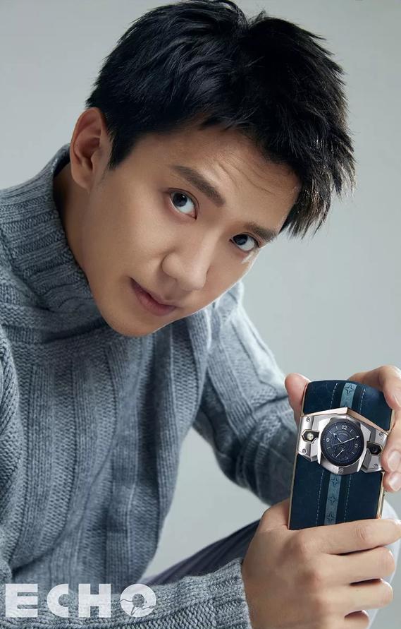 演员邱雨铄,青春演绎8848钛金手机灵感m5 |邱雨铄|m