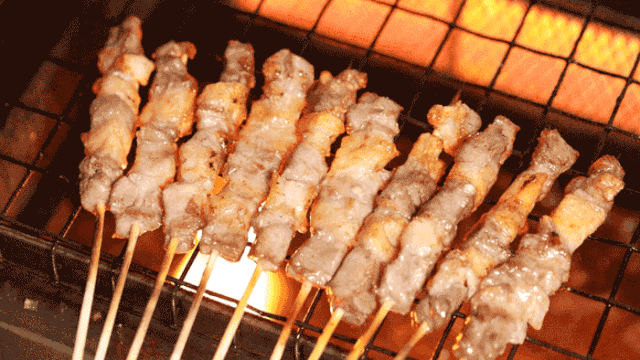 吃羊肉串,啤酒任喝,吃好羊,来牧真