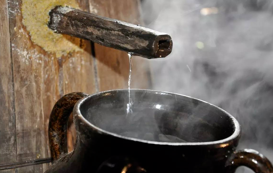 古人喝酒颇为讲究,为何要将酒温过才喝?