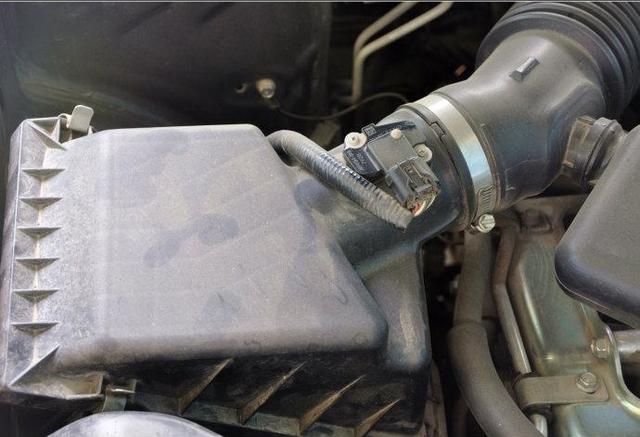 小小的空气流量计到底有多重要,一旦损坏会有哪些影响?-新浪汽车