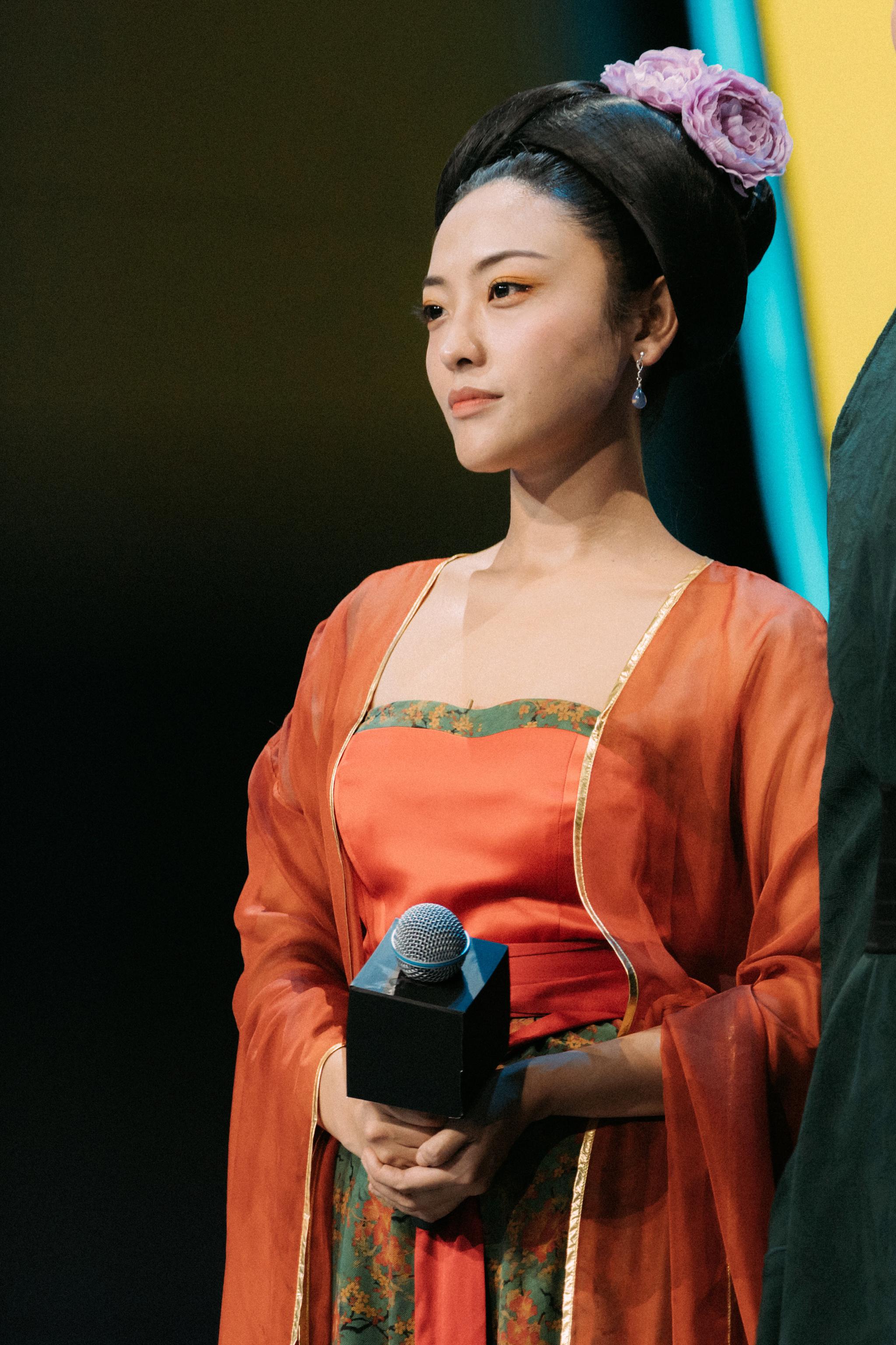 演员请就位郭月综艺初体验落下帷幕一人千面潜力无限