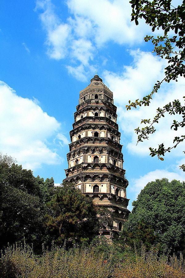 苏州古城的代言人虎丘塔
