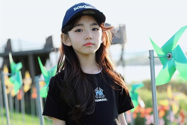 不仅如此,生活中还有一些不良习惯也会导致孩子早熟而身高停止发育,最