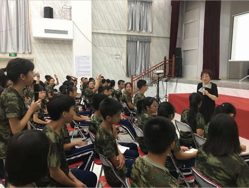 感恩的心心理专家周舒兴教授广东梅州东山学校课程实录初一篇