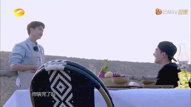 郑爽前男友和郑爽男闺蜜聊天：两人看似在谈心，但句句像是怼对方