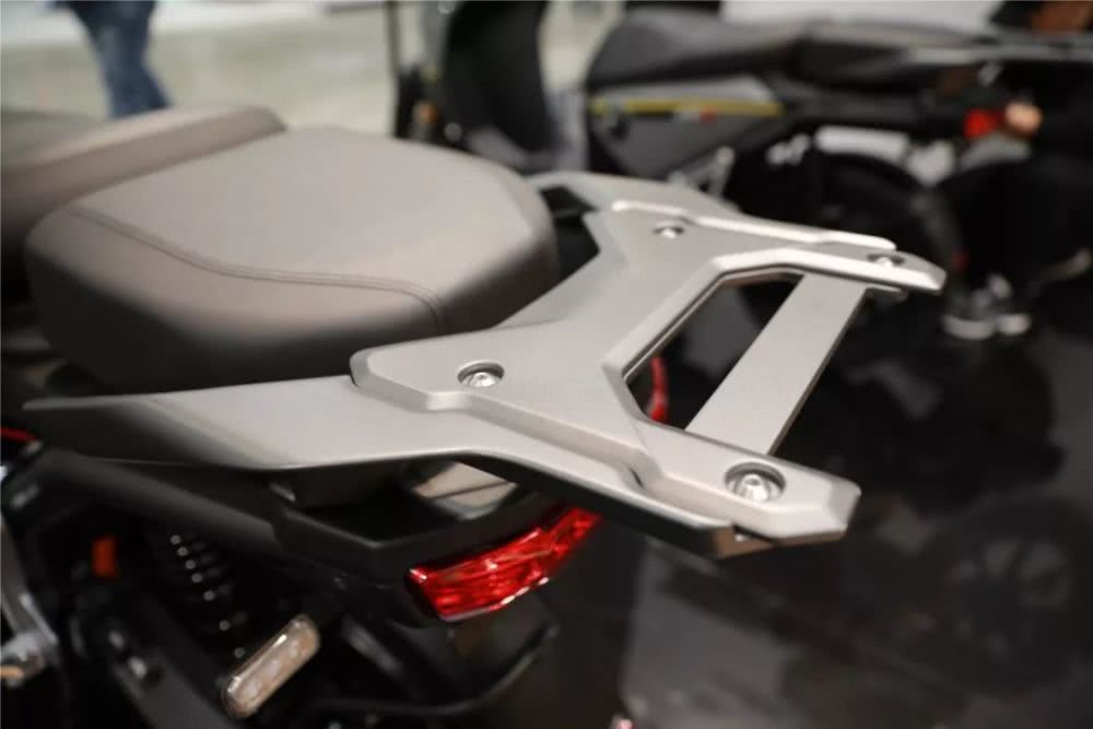 速珂发布单摇臂"大脚"电摩cpx,背后的这个平台意义更重大!