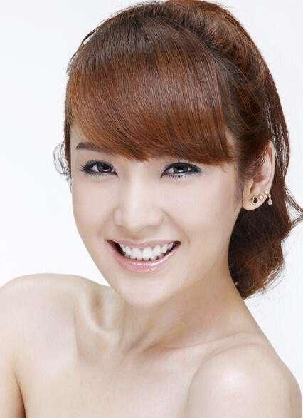 长相甜美,气质优雅,她被不少网友亲切地称为"气质女神"|杜拉拉之