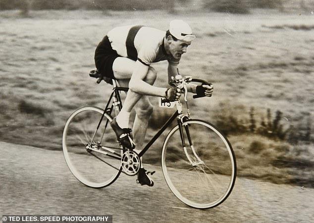 82岁英国老人骑行百万英里，每天坚持骑行50公里，非常励志