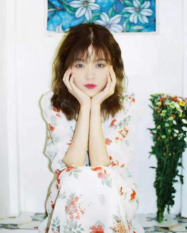 黄子韬ztao工作室透露正在商议签约歌手王陆芳被拒绝了