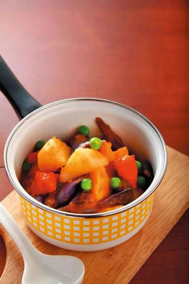 家常菜:来10道蔬食炖菜,这个冬天把自己吃成小暖气