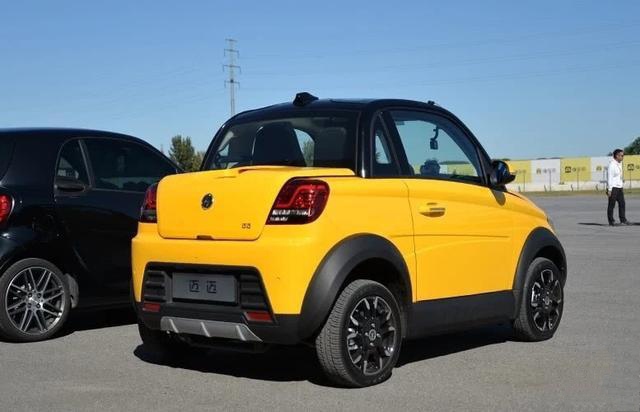 城市小跑车2门2座外观小巧配置丰富售15万多