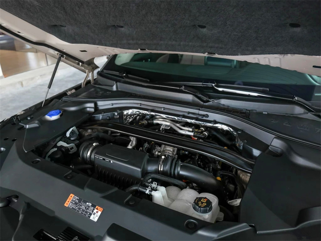 全系3.0T+10AT，比对手便宜10几万，全新7座SUV买哪款？