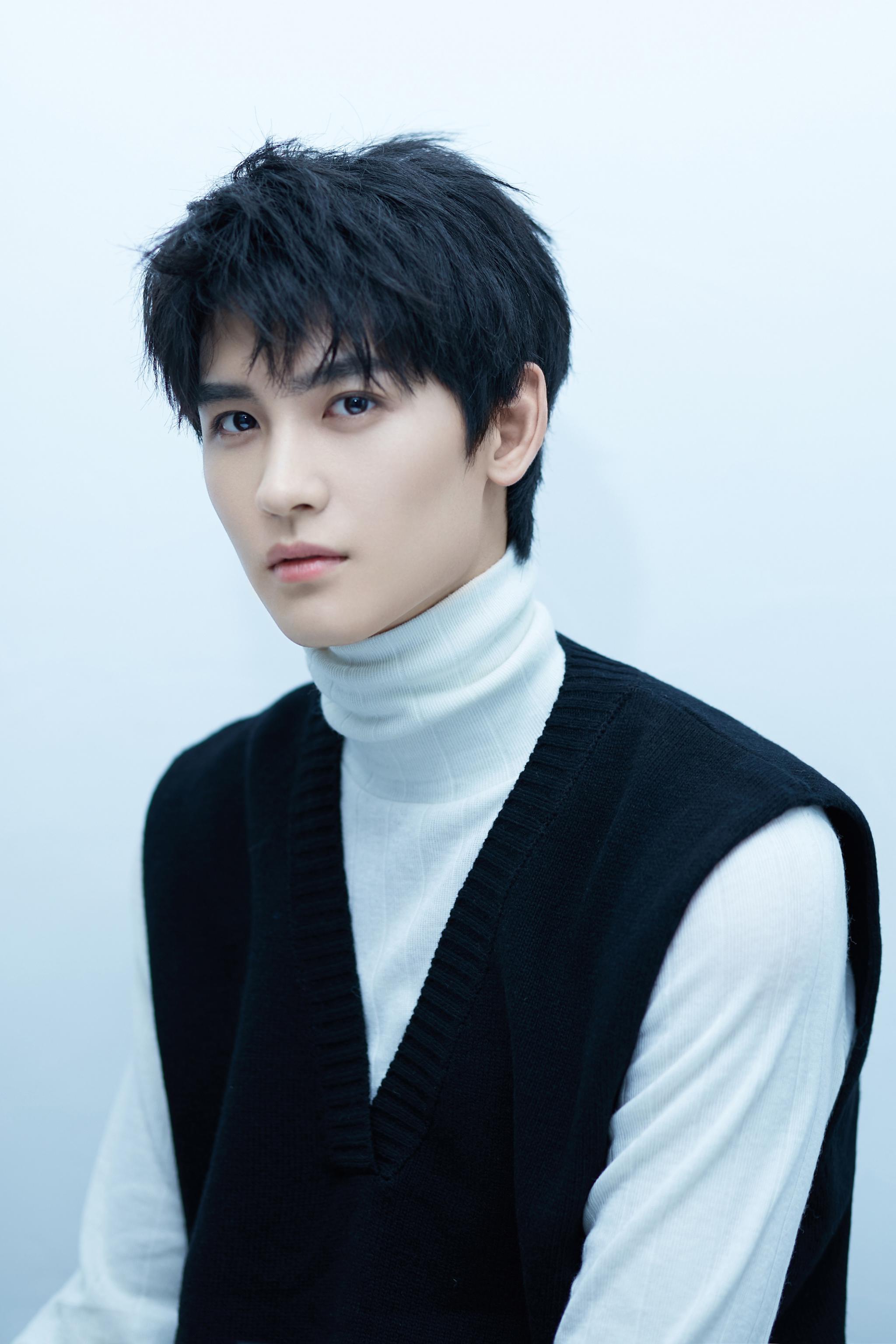 黄俊捷《演员请就位》挑战白鹤少年丹龙 以全场最高票顺利晋级