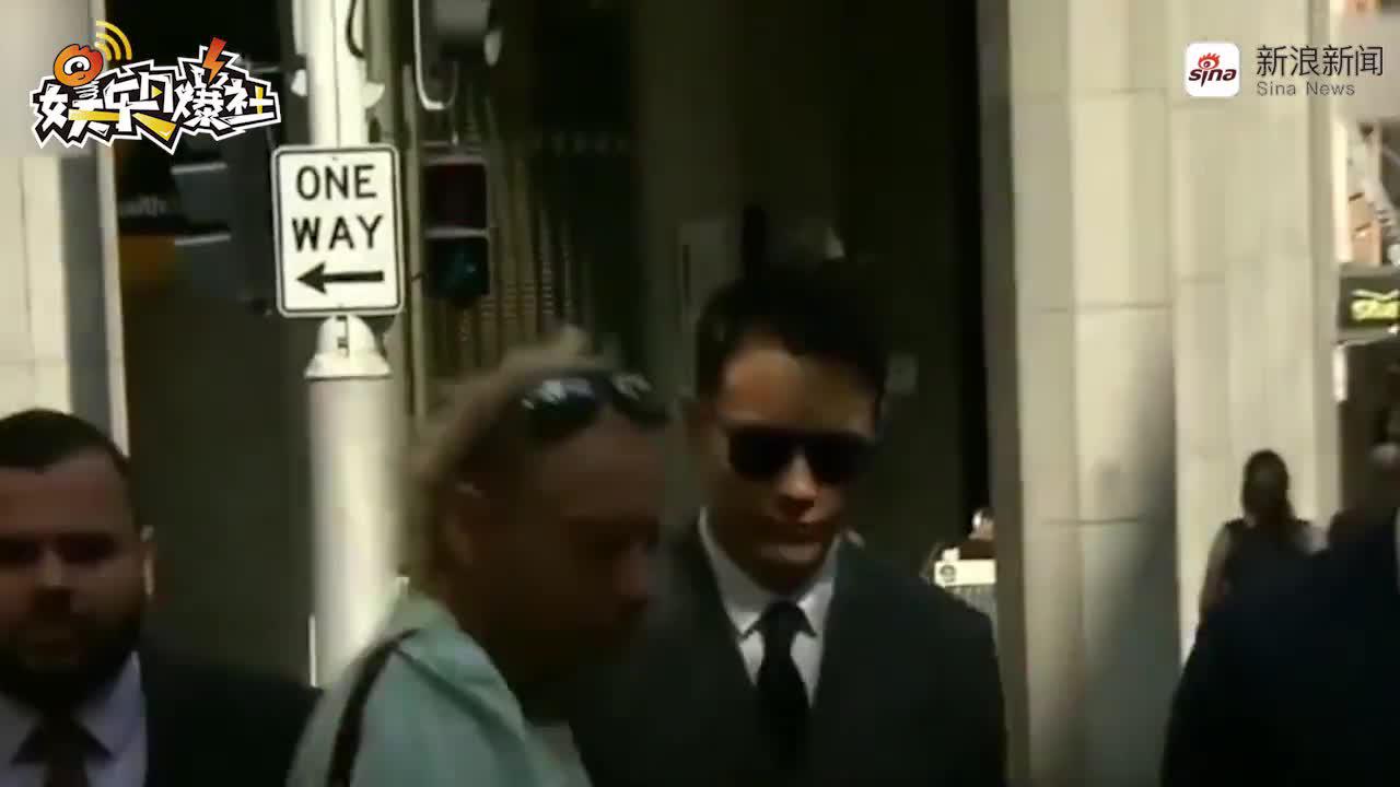 高云翔庭审落泪称其尊重女性