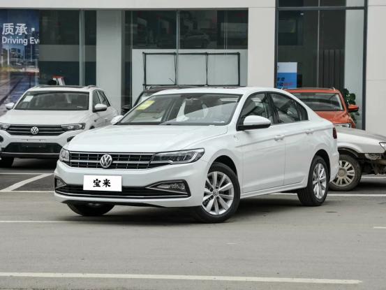 买高尔夫还是速腾 15万你可以买到什么大众车？