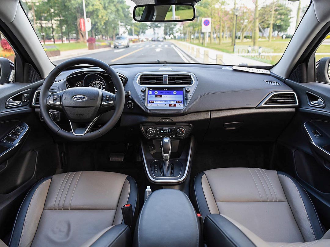 10万预算不想买国产？这些亲民合资轿车了解一下