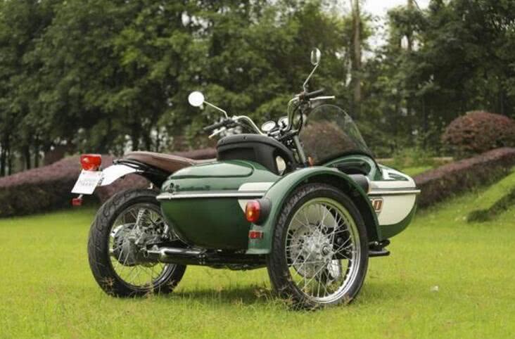 长江400cc"挎子"来了!复古造型,硬朗外表,30.5千瓦,等售价