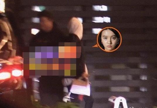 吴亦凡与木村拓哉女儿约会被拍 女方未成年 气质妈妈全程作陪 00后 摩西 吴亦凡 新浪新闻 吴亦凡与木村拓哉女儿约会被拍 女方未成年 气质妈妈全程作陪 00后 摩西 吴亦凡 新浪新闻