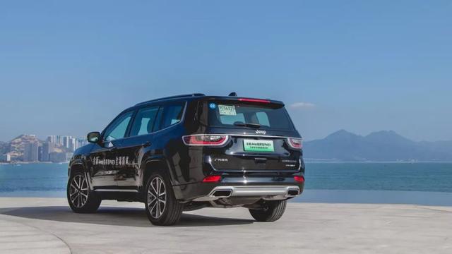 谁都有第一次“触电”的时候，试驾全新 Jeep指挥官PHEV